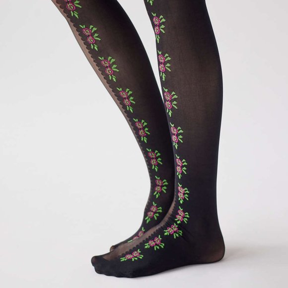 Halloween Ready - Urban Outfitters black vintage rose floral pattern tights - Picture 3 of 3